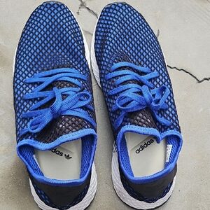 Adidas Men's Mesh Black and Blue Sneakers